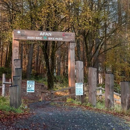 Llareggub Amazing House In Afan Forest With Breath-Taking Views By Staystaycations Port Talbot Exteriör bild