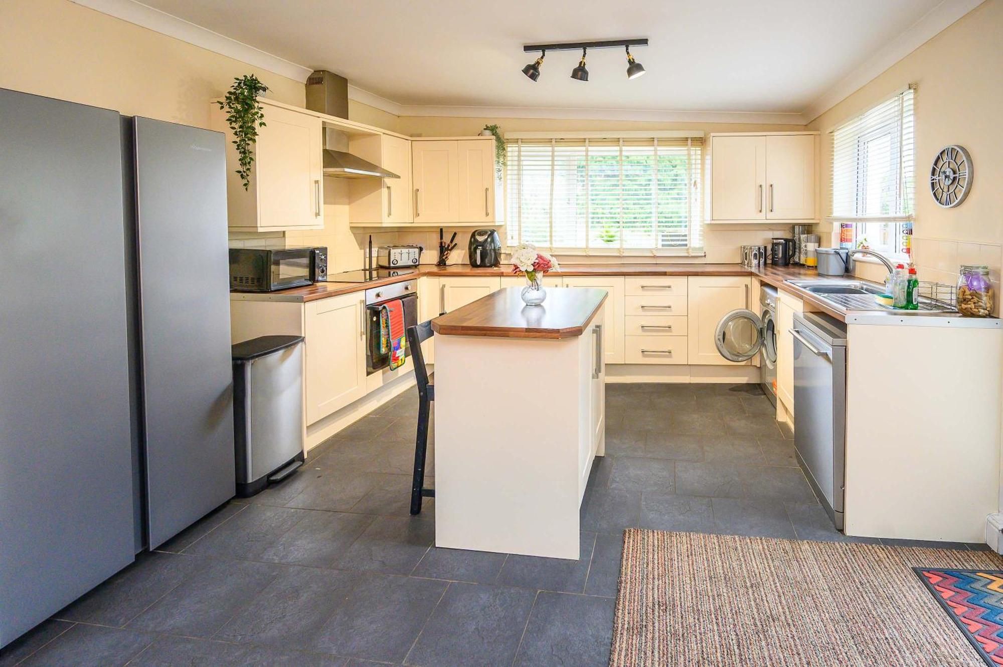 Llareggub Amazing House In Afan Forest With Breath-Taking Views By Staystaycations Port Talbot Exteriör bild